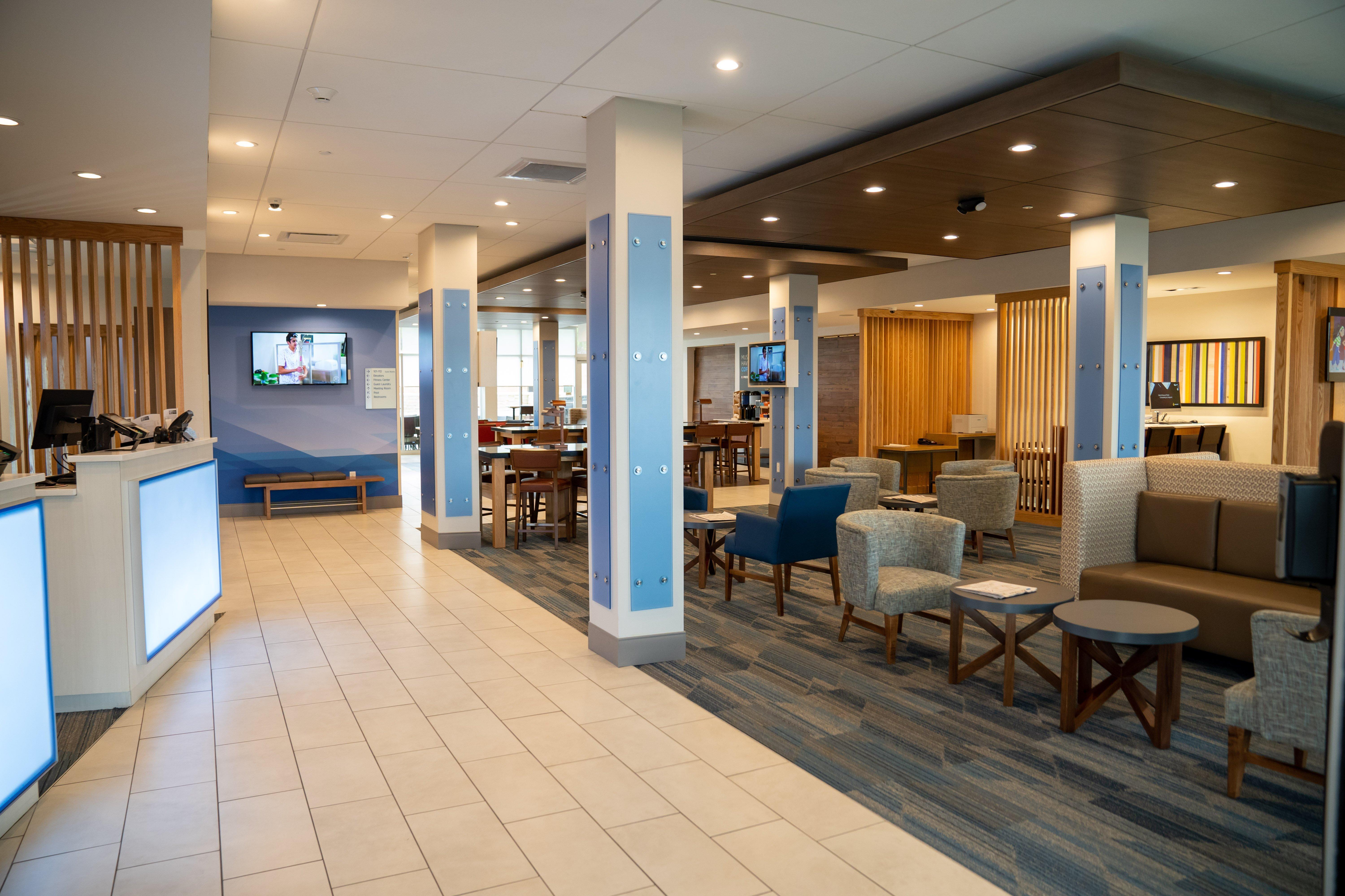 Holiday Inn Express & Suites Richburg By Ihg Exterior photo