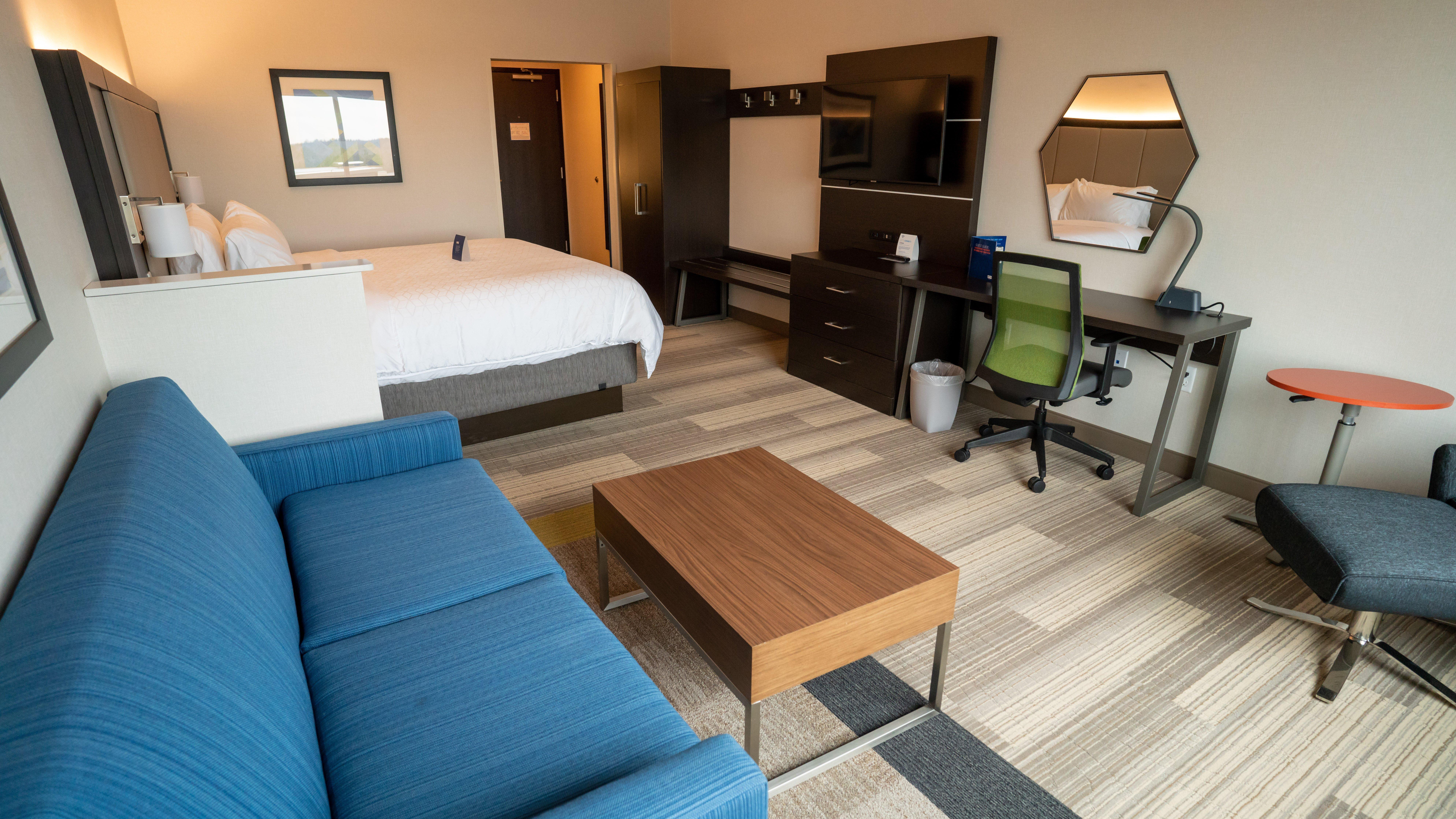 Holiday Inn Express & Suites Richburg By Ihg Exterior photo